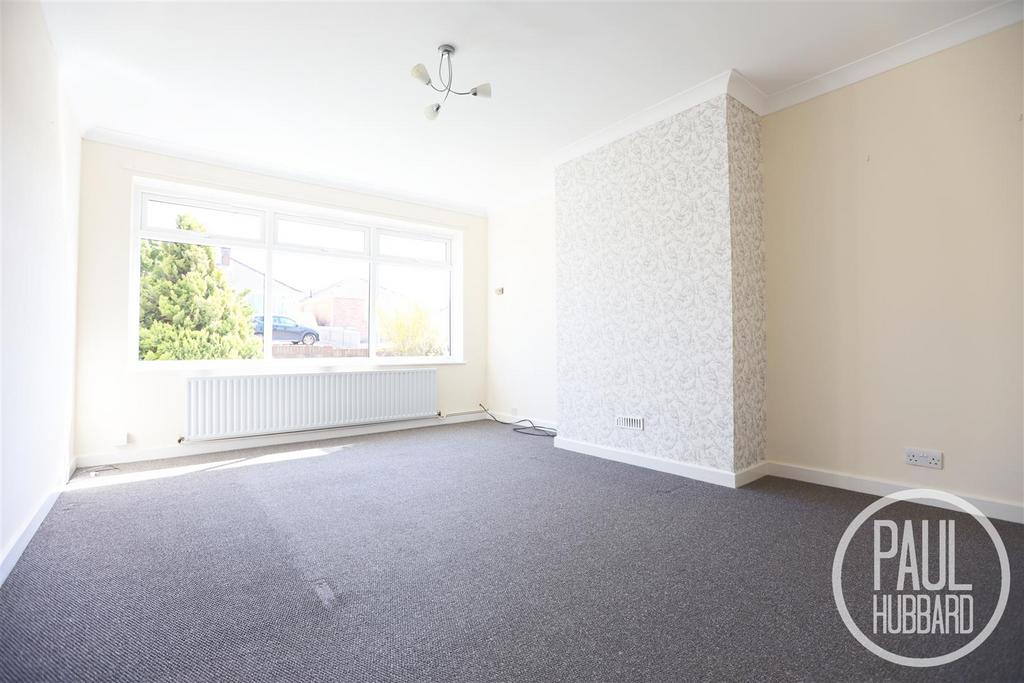 Orford Drive, Lowestoft 2 bed detached bungalow £850 pcm (£196 pw)