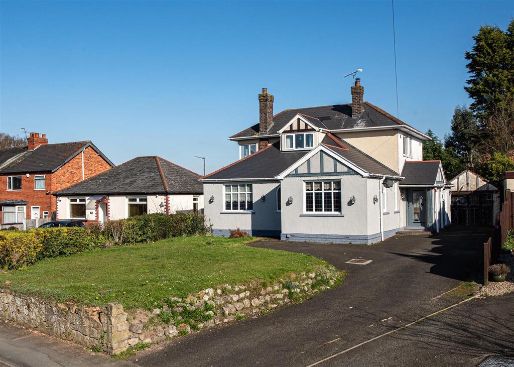 153 Trysull Road, Merry Hill, Wolverhampton 3 bed detached house for sale £385,000