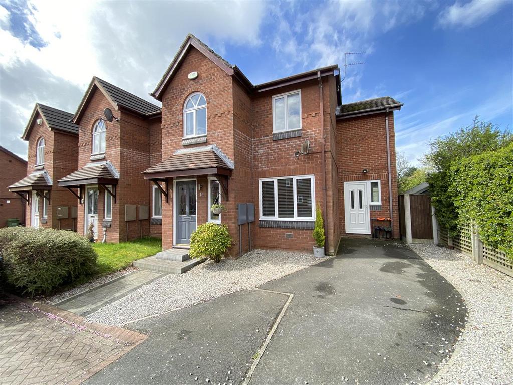 Burnside Close, Wilmslow 3 bed house for sale £415,000