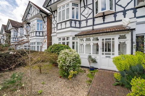 14 Rathgar Avenue, London, W13 9LP