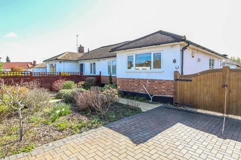 3 Walden Way, Great Shelford, Cambridge, CB22 5JH