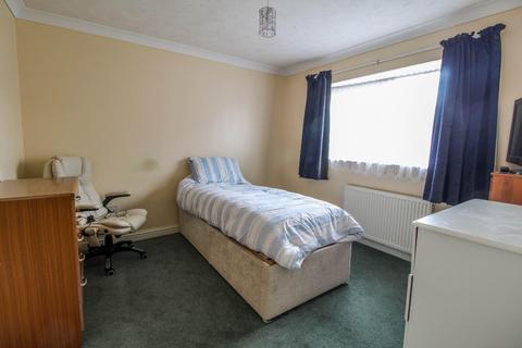 3 Walden Way, Great Shelford, Cambridge, CB22 5JH