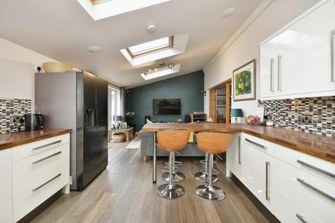21 Birchitt Road, Sheffield, S17 4QN