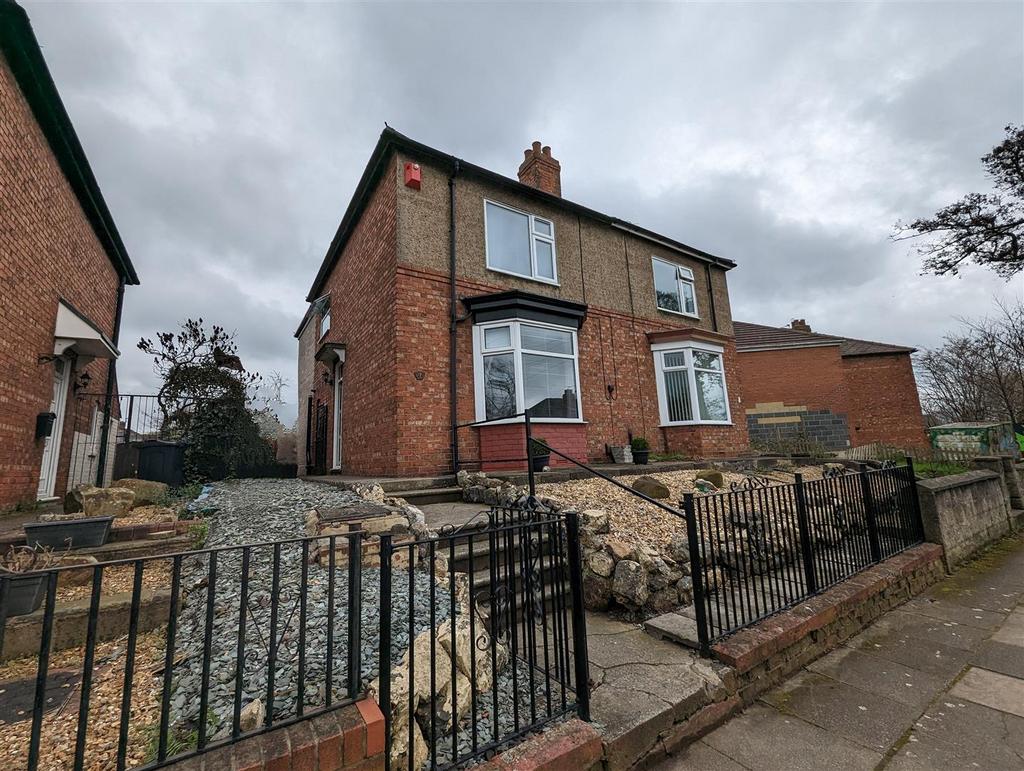 The Leas, Darlington 3 bed semidetached house for sale £150,000