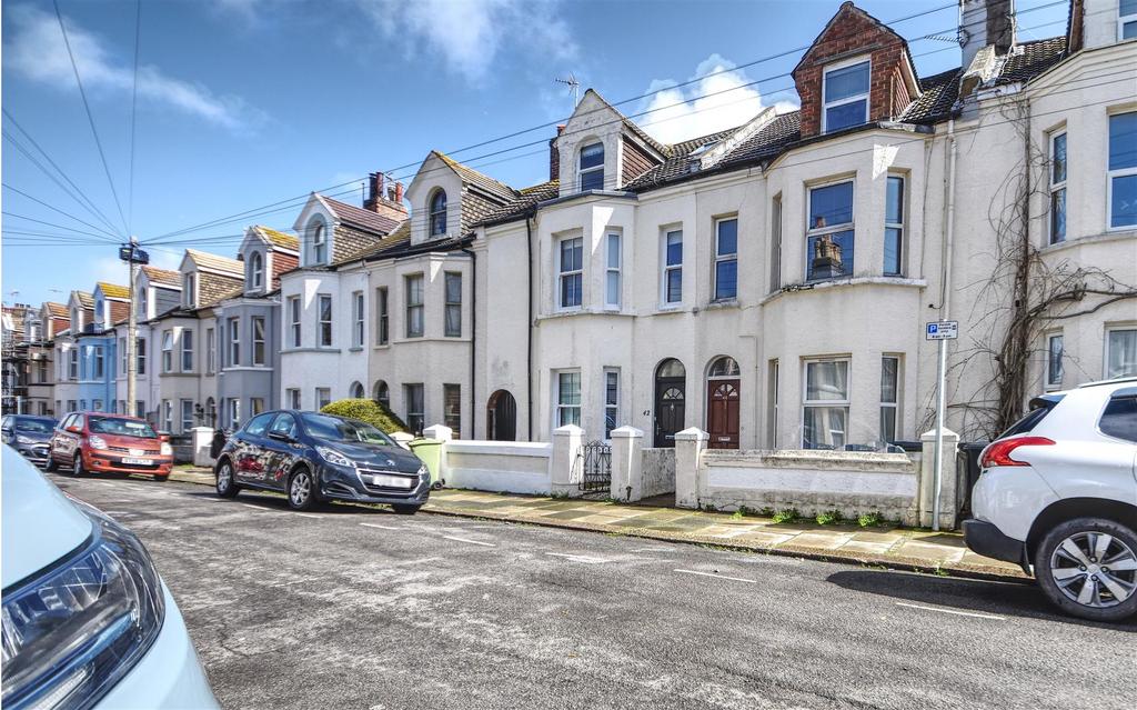 Cornwall Road, BexhillOnSea 3 bed terraced house for sale £375,000