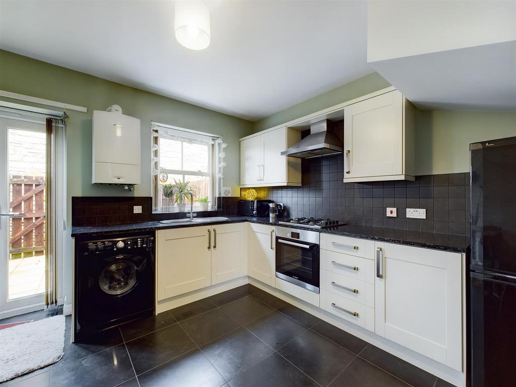 Victoria Road, Barnard Castle 2 bed terraced house for sale £182,500