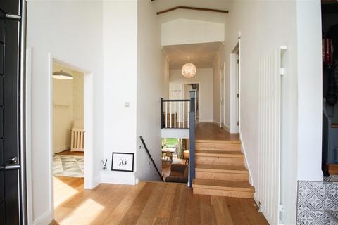 5 bedroom detached house for sale - Carleton Rise, Welwyn