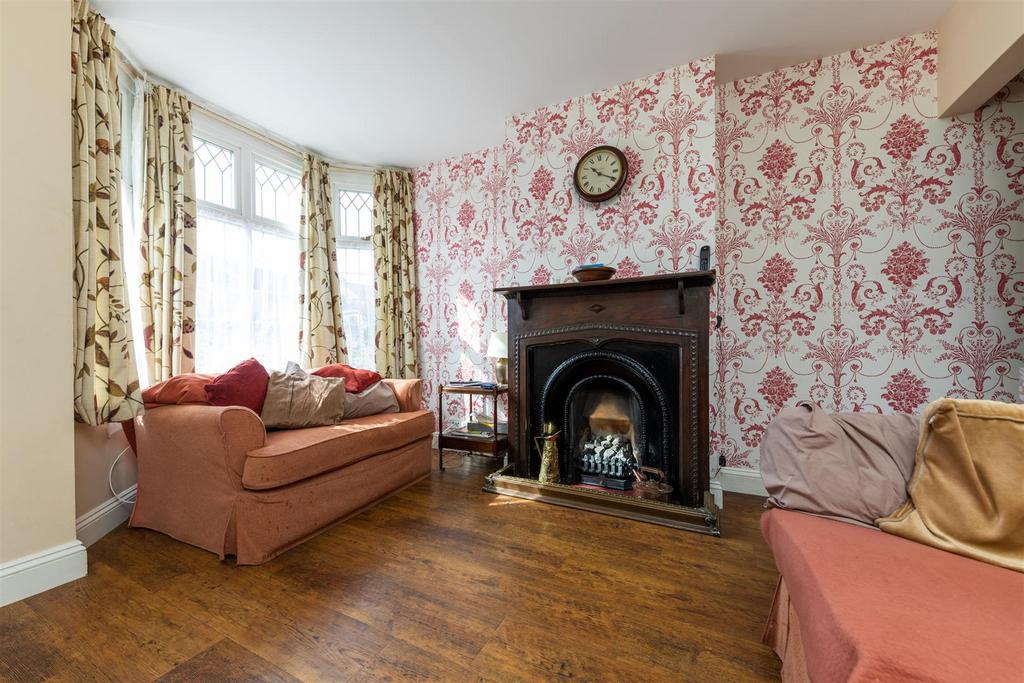Bedford Road, Sandy 2 bed terraced house for sale £275,000