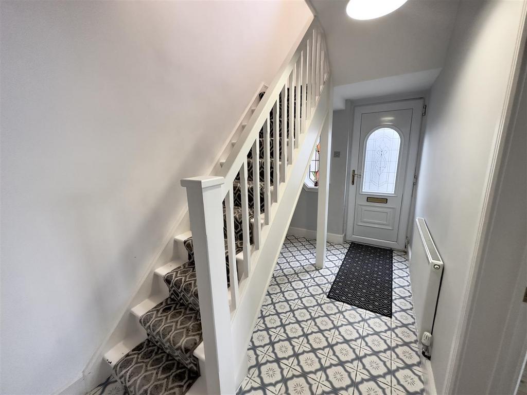 Port Road East, Barry 3 bed semidetached house for sale £439,000