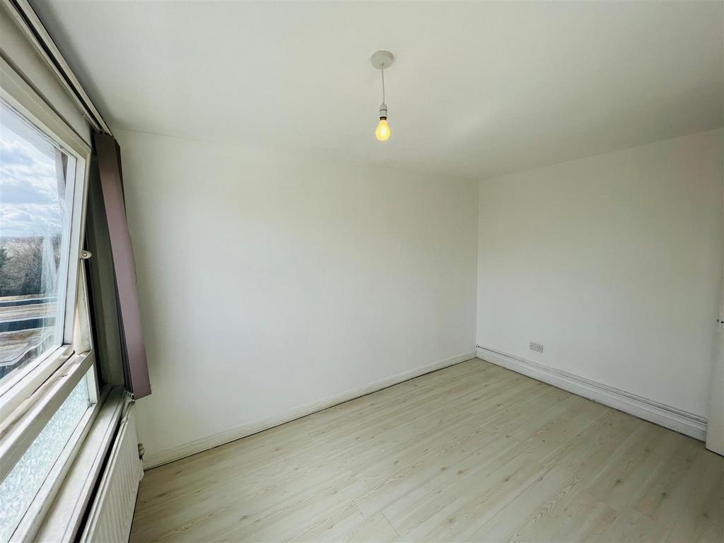 Bedroom 3.jpg