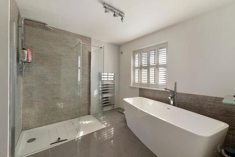 19 Baxter Way, Kings Hill, West Malling, ME19 4DE