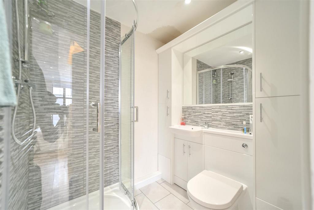 En suite shower room