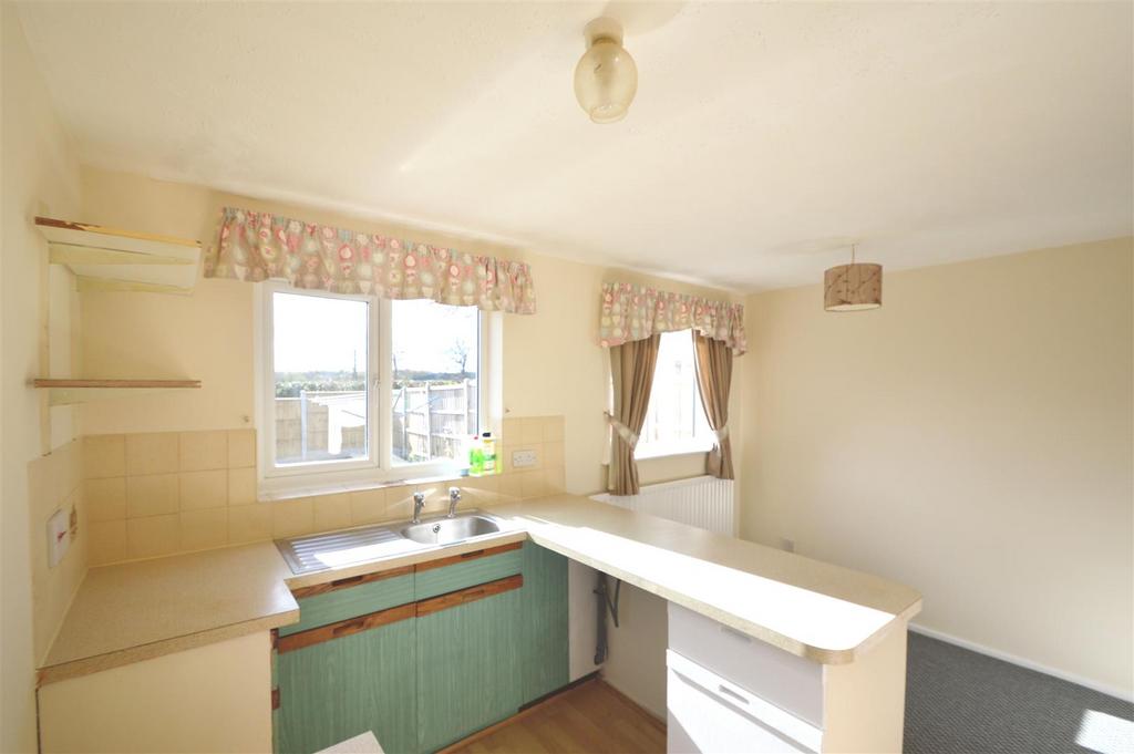 Kitchen 2 edit.jpeg