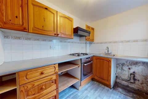 10 Stanley Road, Northfleet, Gravesend, DA11 7AR