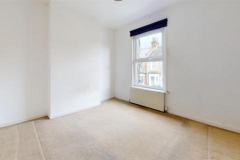10 Stanley Road, Northfleet, Gravesend, DA11 7AR