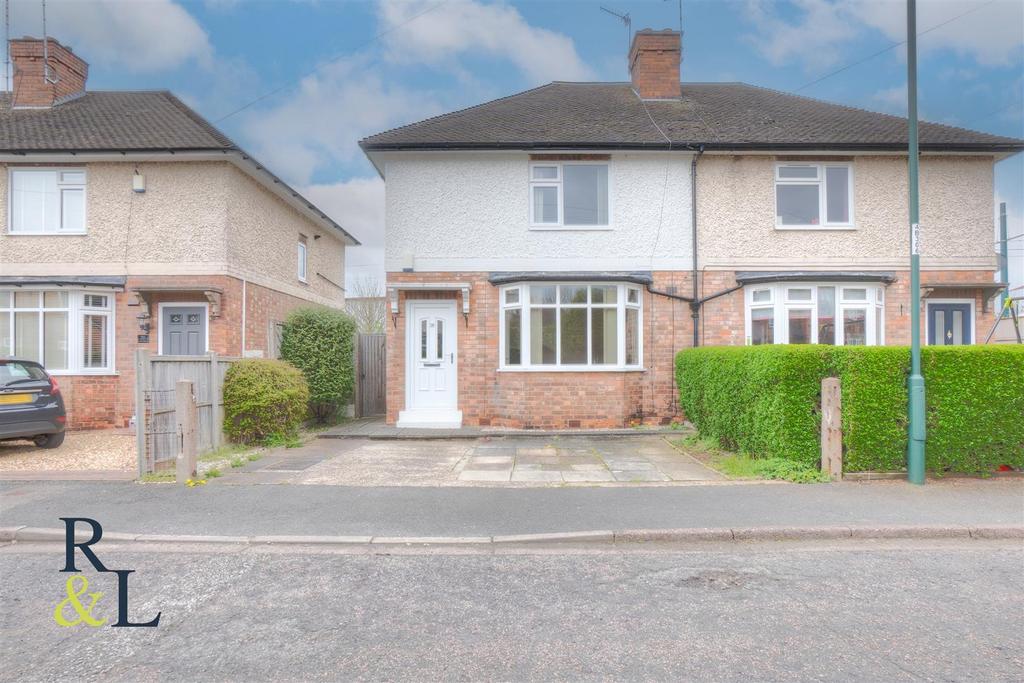 Brierfield Avenue, Wilford, Nottingham 2 bed semidetached house £220,000