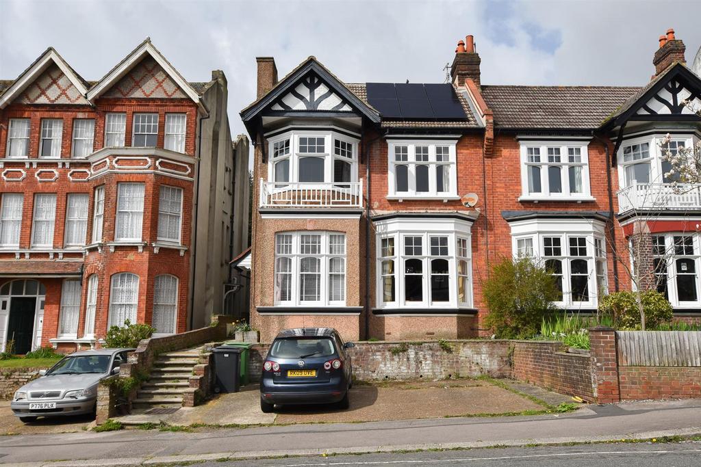 Linton Road, Hastings 6 bed semidetached house £700,000