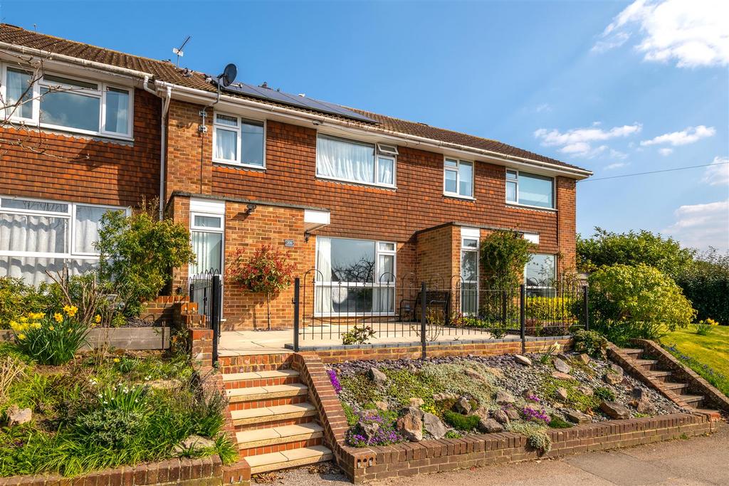 Sandcross Lane, Reigate 3 bed house £495,000
