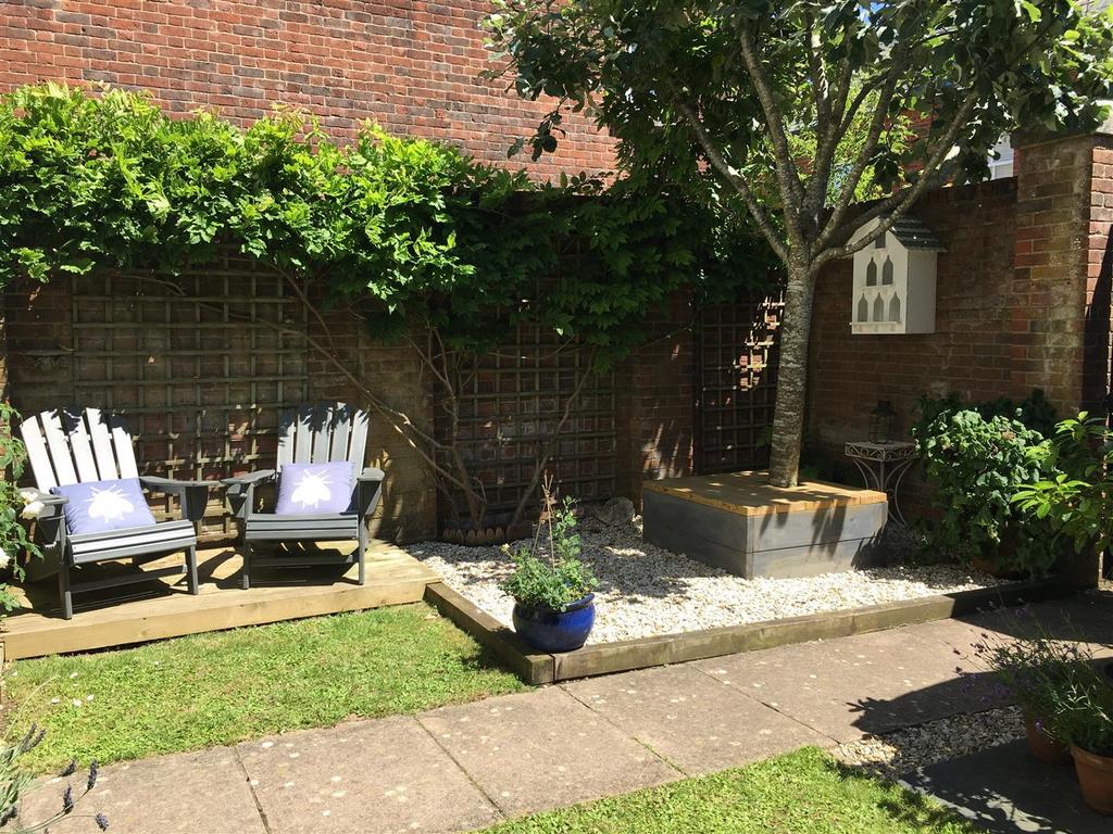 Garden 2 (1).jpg