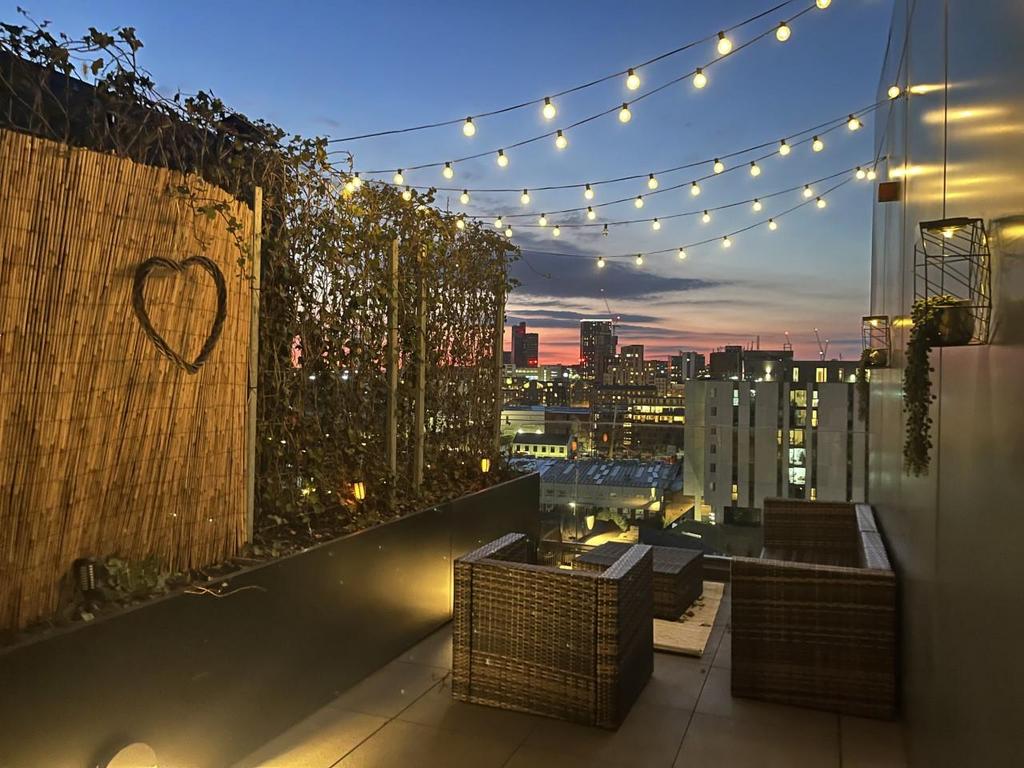 Phoenix, Chapeltown Street, Piccadilly East Village 2 bed penthouse for