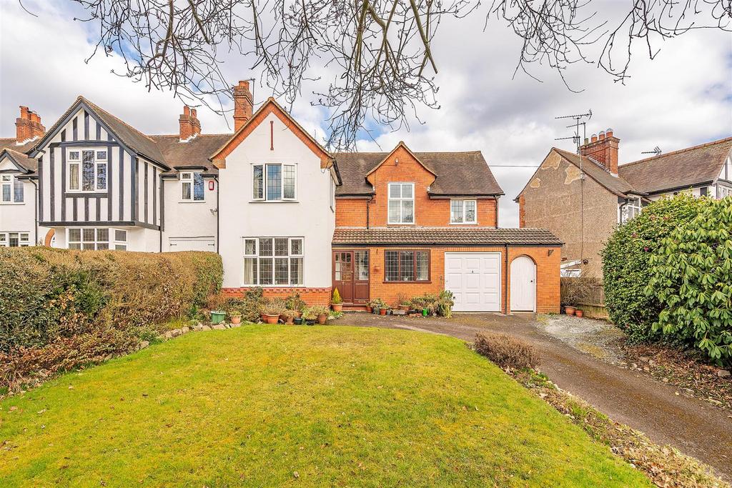 Warwick Road, Solihull 4 bed detached house £650,000