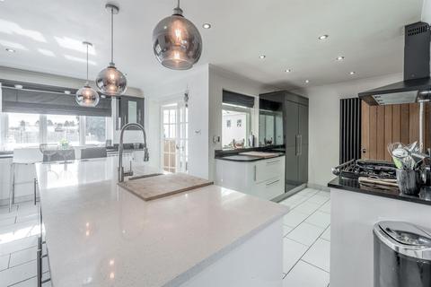 7 Elm Close, Stourbridge, DY8 3JH