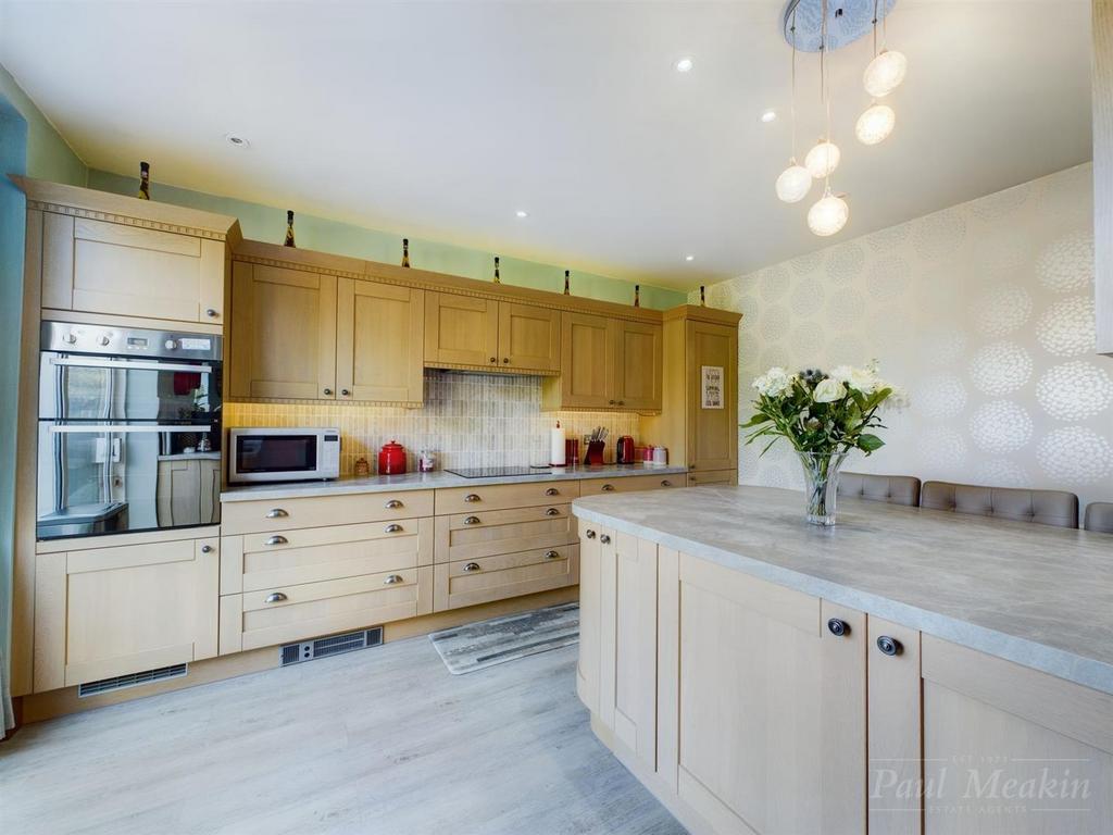 Farley Road, South Croydon, Surrey 4 bed semidetached house for sale