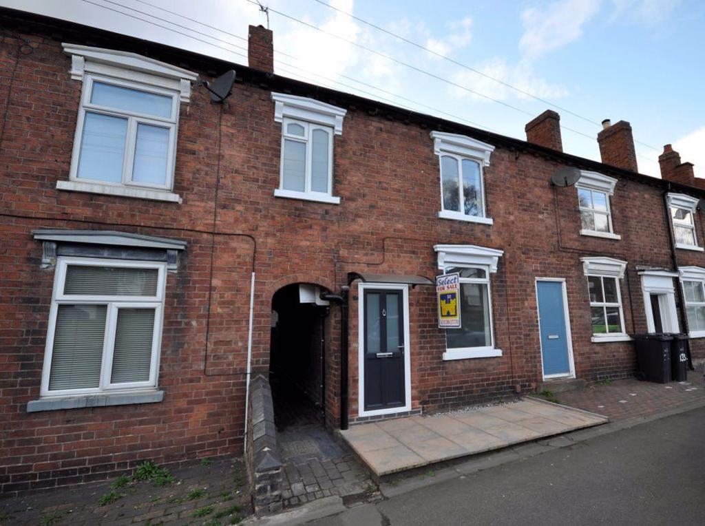 High Street, Wordsley 2 bed terraced house £795 pcm (£183 pw)