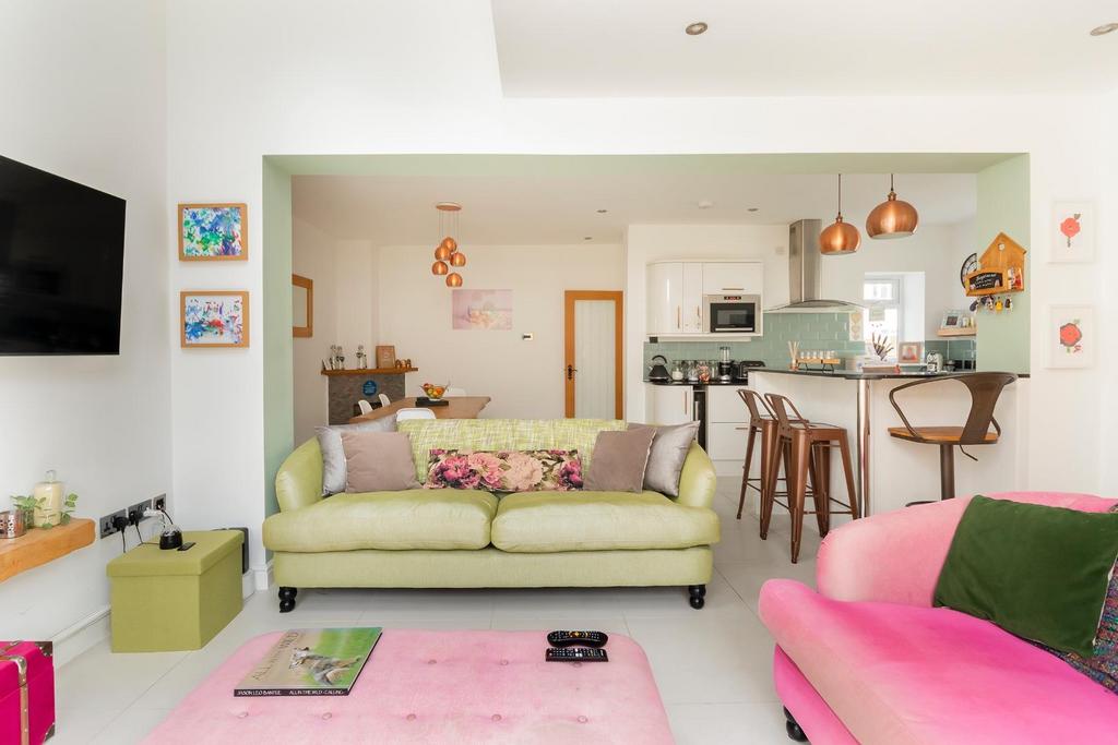 Lakewood Crescent, Westbury On Trym 4 bed semidetached house for sale