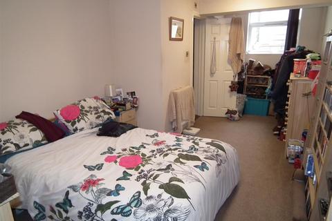 1 bedroom flat to rent, Billing Road, Abington, NN1