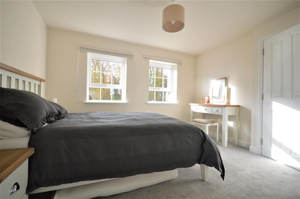 Bedroom 2.JPG