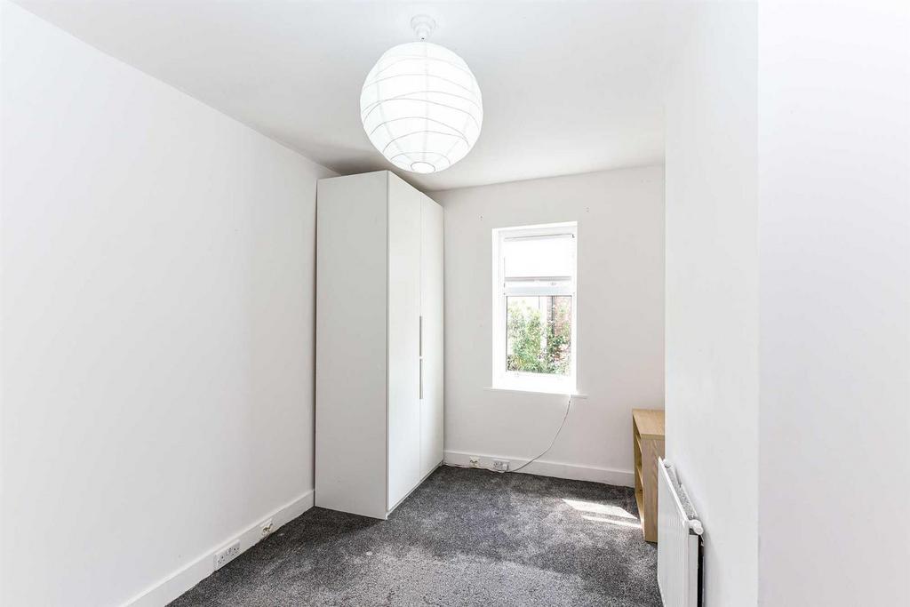 12 Tavistock Avenue-1.JPG