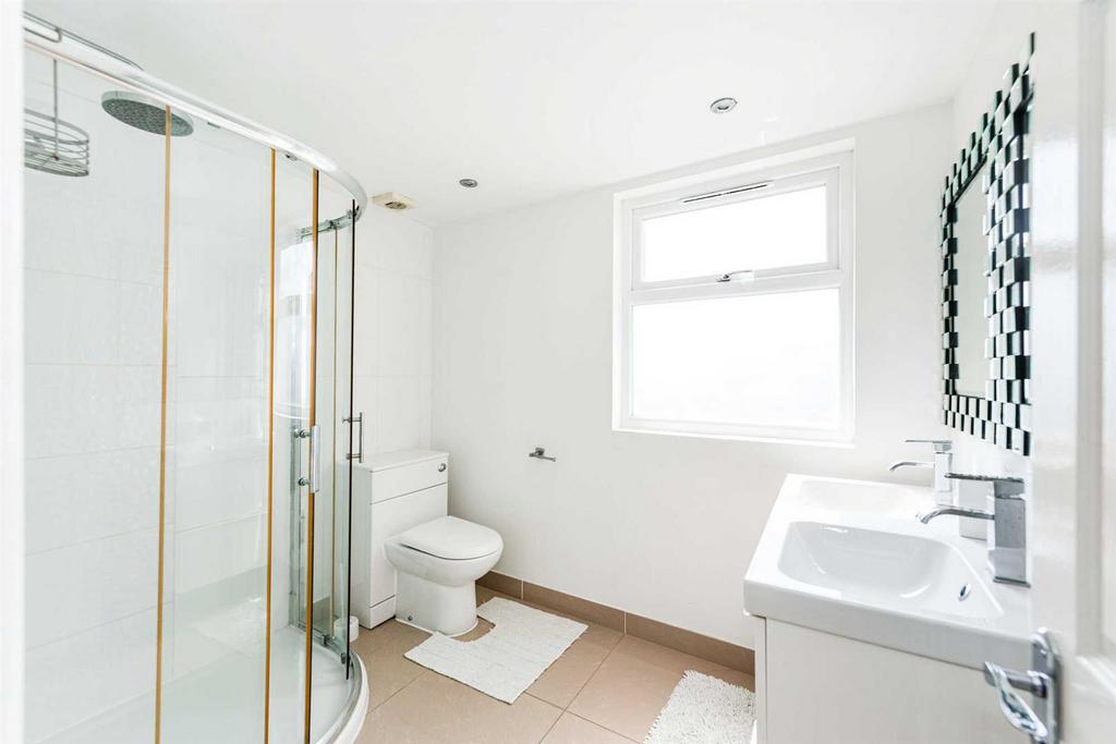 12 Tavistock Avenue-10.JPG