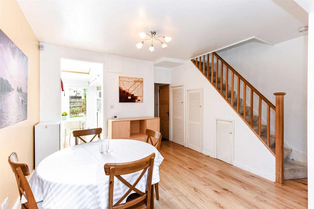 12 Tavistock Avenue-18.JPG