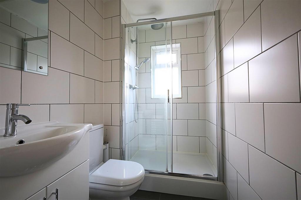 ADAMS SPECTACULAR SHOWER ROOM.jpg