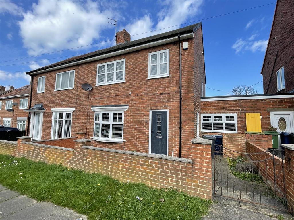 Witton Avenue, South Shields 3 bed semidetached house for sale £215,000