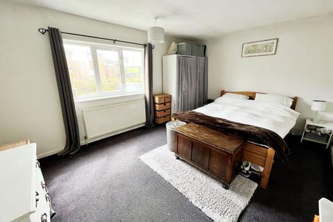 39 Chalcombe Avenue, Northampton, NN2 8LB
