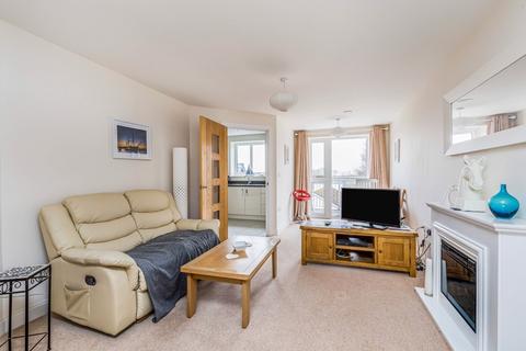 1 bedroom apartment for sale, Limewood, St. Marys Road, Hayling Island, Hampshire