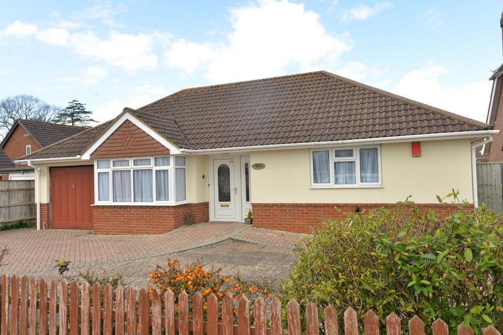 Milton Grove, New Milton, Hampshire, BH25 2 bed bungalow for sale £