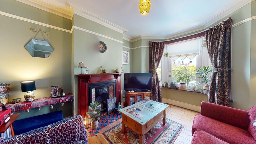 Nightingale Road, Dover, CT16 2 bed terraced house £225,000