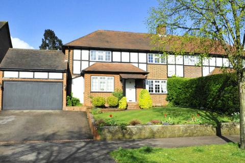 4 bedroom semi-detached house for sale - The Avenue, Potters Bar, Hertfordshire, EN6