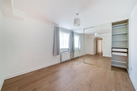 2 bedroom flat to rent, Concord Court, Winery Lane, Kingston, KT1