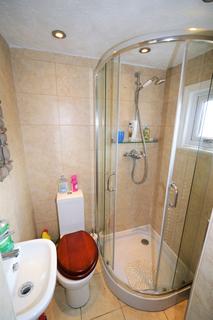 8 Park View, Bagshot, GU19 5HH