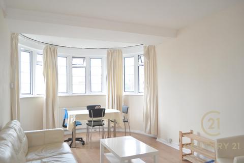 3 bedroom flat to rent, Glenbuck Road, SURBITON KT6