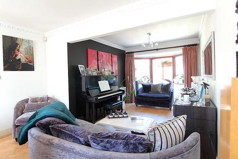 49 Robin Hood Lane, London, SW15 3PX
