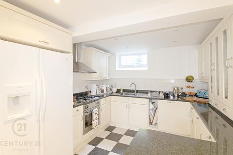 3 bedroom terraced house to rent, Church Road, LONDON SW19