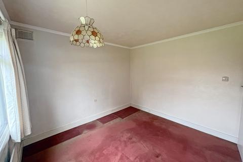 147 Avenue Road, Erith, DA8 3BH
