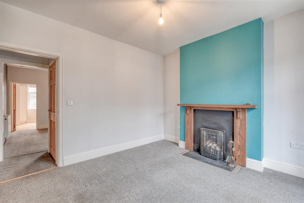 Bromfield Road, Southcrest, Redditch B97 4PN 3 bed semidetached house