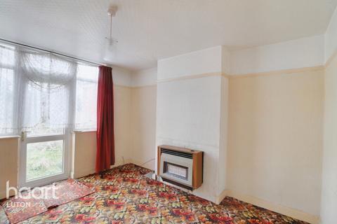 1 Chandos Road, Luton, LU4 8EX