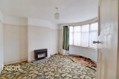 1 Chandos Road, Luton, LU4 8EX